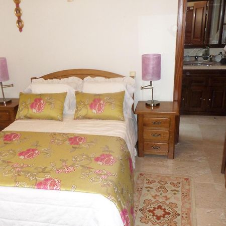 Casal Dos 5 Hotel Minde Ruang foto