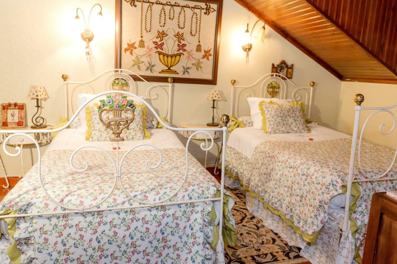 Casal Dos 5 Hotel Minde Bagian luar foto
